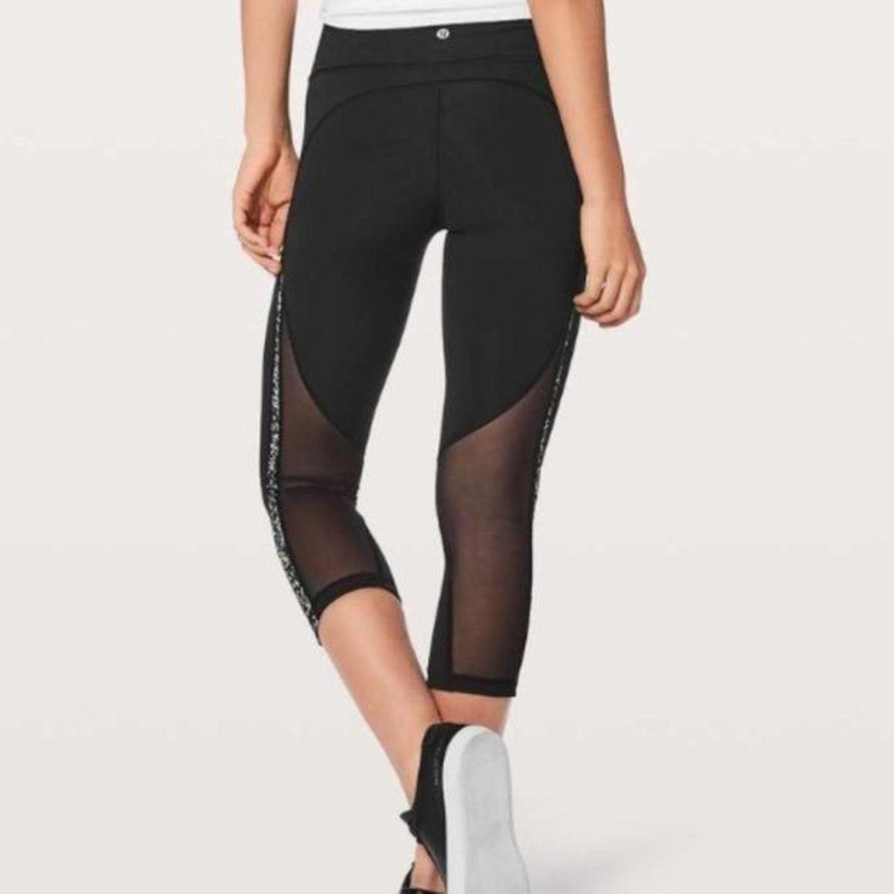 Lululemon Black Mesh Panel Leggings